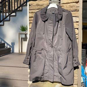 Vintage nylon lightweight jacket. Made in Italy pockets &darting w/Cinched waist